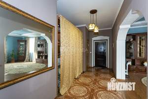 Дом 280м&sup2;, 2-этажный, участок 9 сот.  