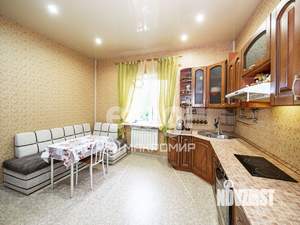 Дом 200м², 2-этажный, участок 5 сот.  