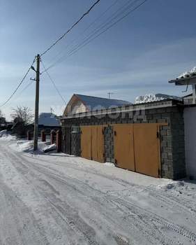 Дом 43м&sup2;, 2-этажный, участок 5 сот.  