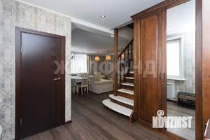 Дом 190м&sup2;, 2-этажный, участок 7 сот.  