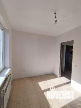 Дом 100м&sup2;, 2-этажный, участок 3 сот.  