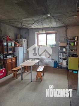 Дом 180м², 2-этажный, участок 8 сот.  