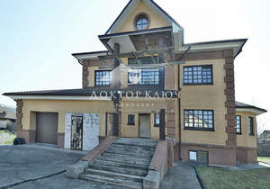 Дом 416м&sup2;, 2-этажный, участок 18 сот.  