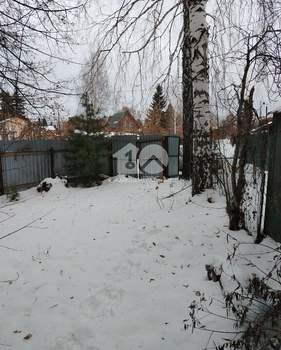 Дом 50м², 2-этажный, участок 6 сот.  