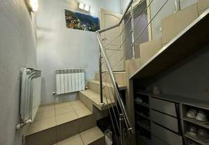 Дом 240м², 2-этажный, участок 6 сот.  