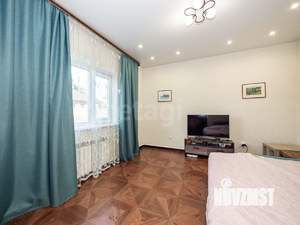 Дом 150м², 3-этажный, участок 7 сот.  