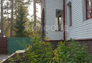 Дом 228м&sup2;, 2-этажный, участок 9 сот.  