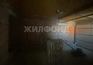 Дом 178м², 2-этажный, участок 10 сот.  