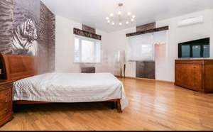 Дом 404м&sup2;, 3-этажный, участок 8 сот.  