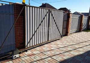 Дом 316м&sup2;, 3-этажный, участок 6 сот.  