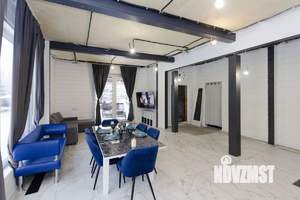 Коттедж 230м², 2-этажный, участок 6 сот.  