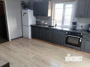 Дом 140м², 2-этажный, участок 10 сот.  