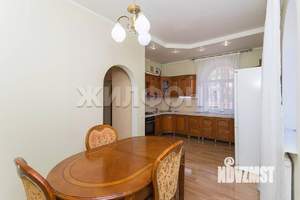 Коттедж 360м², 2-этажный, участок 16 сот.  