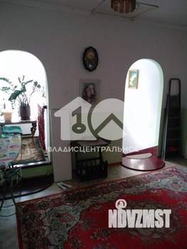 Дом 180м², 2-этажный, участок 10 сот.  