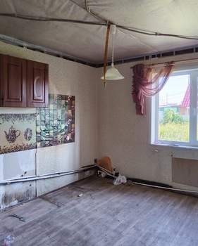 Дом 240м², 2-этажный, участок 6 сот.  