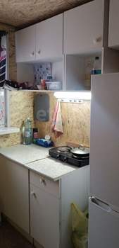 Дом 20м&sup2;, 2-этажный, участок 10 сот.  