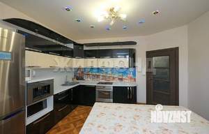 Дом 221м², 2-этажный, участок 5 сот.  