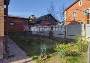 Дом 366м&sup2;, 3-этажный, участок 11 сот.  