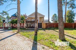 Дом 532м&sup2;, 3-этажный, участок 10 сот.  