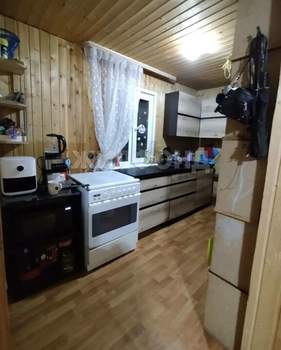 Дом 38м&sup2;, 2-этажный, участок 9 сот.  