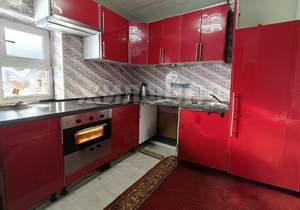 Дом 82м&sup2;, 2-этажный, участок 3 сот.  