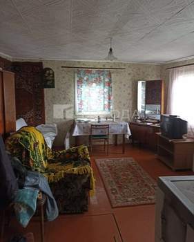 Дом 40м², 2-этажный, участок 6 сот.  