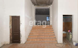 Дом 985м&sup2;, 3-этажный, участок 7 сот.  