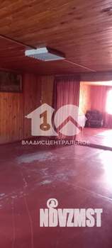 Дом 200м², 3-этажный, участок 8 сот.  