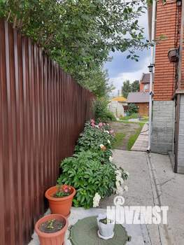 Дом 180м&sup2;, 2-этажный, участок 5 сот.  