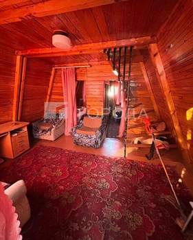 Дом 50м&sup2;, 2-этажный, участок 4 сот.  