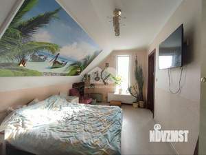 Дом 249м&sup2;, 2-этажный, участок 6 сот.  