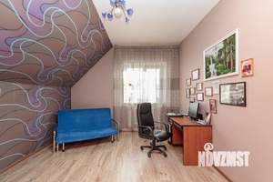 Коттедж 244м&sup2;, 3-этажный, участок 9 сот.  