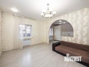 Дом 210м&sup2;, 3-этажный, участок 3 сот.  