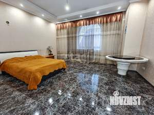 Дом 443м², 2-этажный, участок 6 сот.  