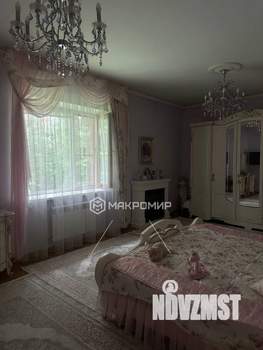 Коттедж 878м², 4-этажный, участок 2803 сот.  
