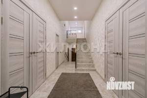 Коттедж 445м², 3-этажный, участок 8 сот.  