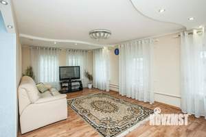 Дом 107м&sup2;, 2-этажный, участок 9 сот.  