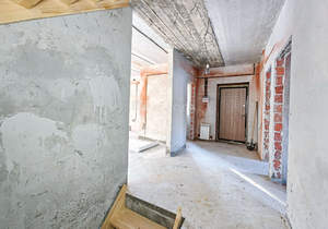 Дом 206м&sup2;, 3-этажный, участок 7 сот.  