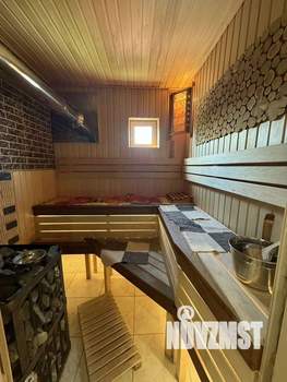 Дом 100м&sup2;, 2-этажный, участок 11 сот.  