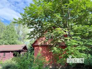 Дом 60м&sup2;, 2-этажный, участок 6 сот.  