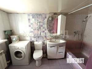 Дом 63м&sup2;, 2-этажный, участок 3 сот.  