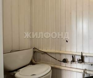 Дом 60м², 2-этажный, участок 6 сот.  