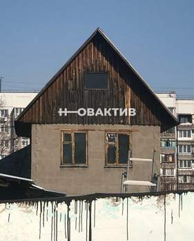 Дом 142м², 3-этажный, участок 30 сот.  