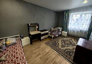 Дом 450м&sup2;, 3-этажный, участок 6 сот.  