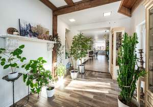 Дом 450м&sup2;, 3-этажный, участок 10 сот.  