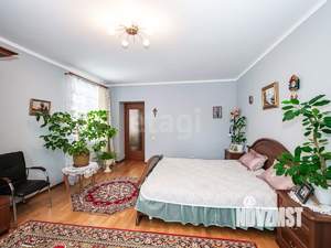 Дом 640м², 3-этажный, участок 8 сот.  