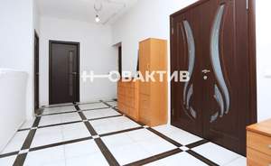 Дом 360м², 2-этажный, участок 10 сот.  