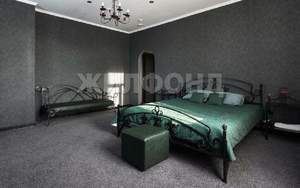 Дом 366м², 2-этажный, участок 11 сот.  