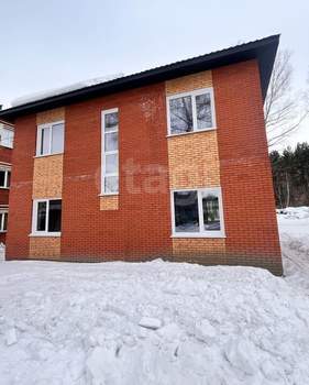 Дом 180м², 2-этажный, участок 5 сот.  