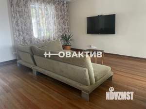 Дом 275м², 2-этажный, участок 5 сот.  